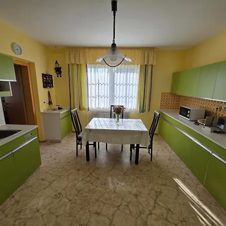 Anna's Apartament *
